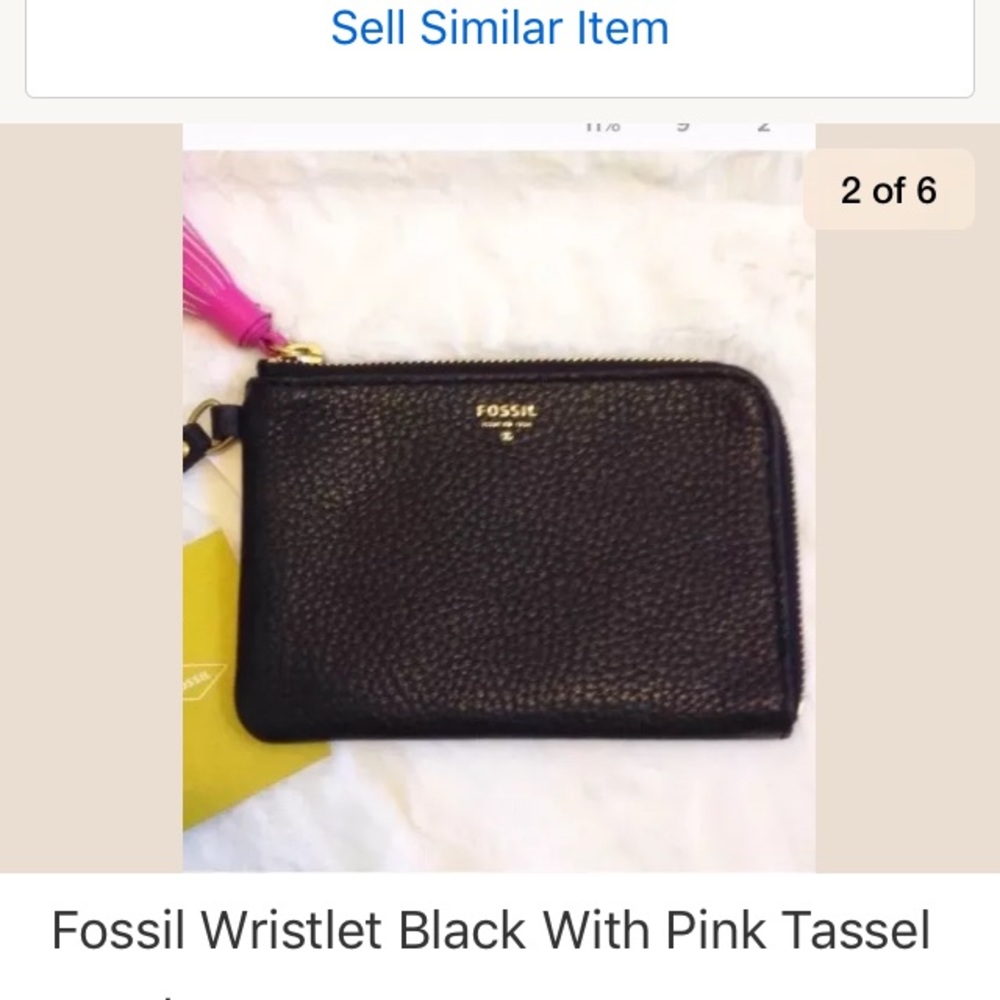 🆕 Fossil Tassel Wristlet